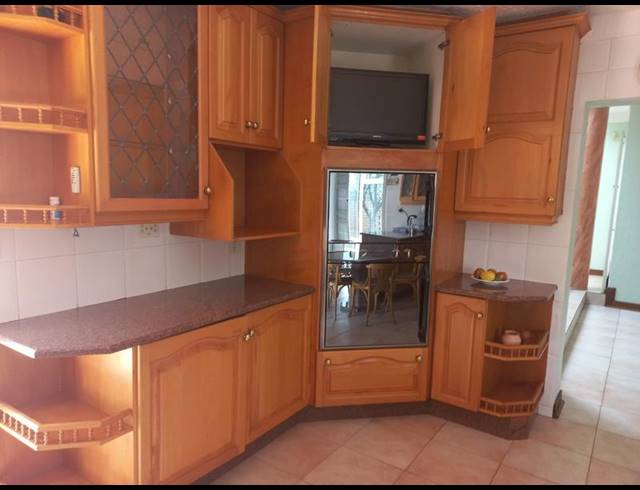 5 BEDROOM HOUSE FOR SALE IN SUNWARD PARK